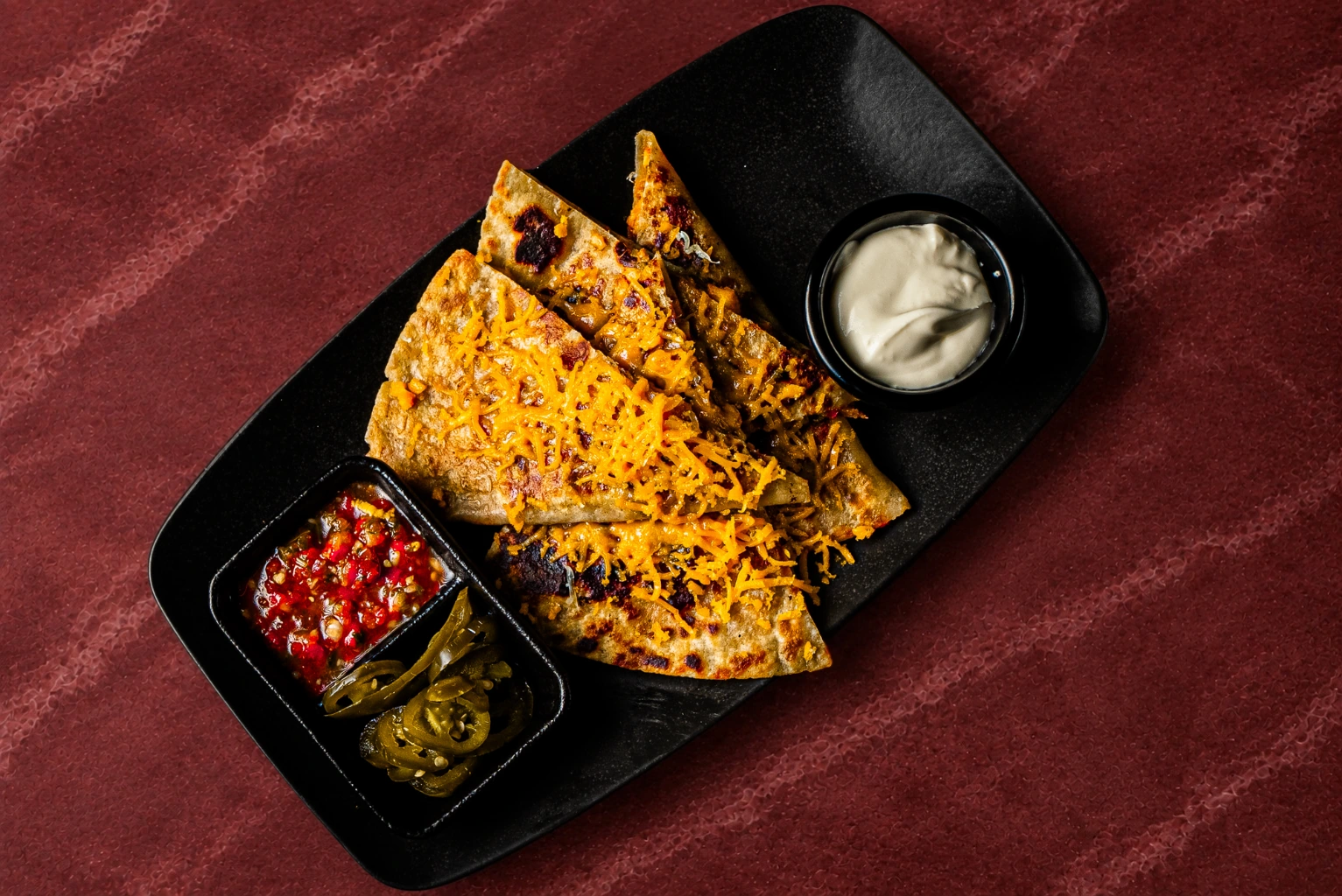 Кесадилья с курицей — Vesna Lounge, Dubai
