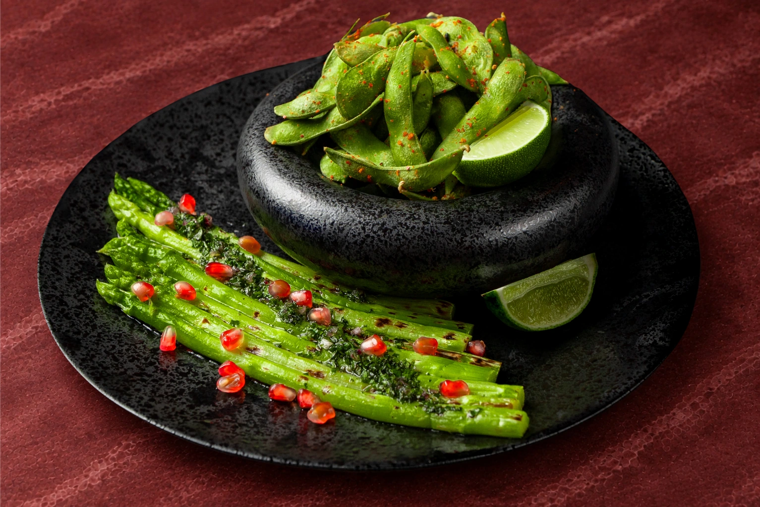 Спаржа гриль и эдамаме — Vesna Lounge, Dubai