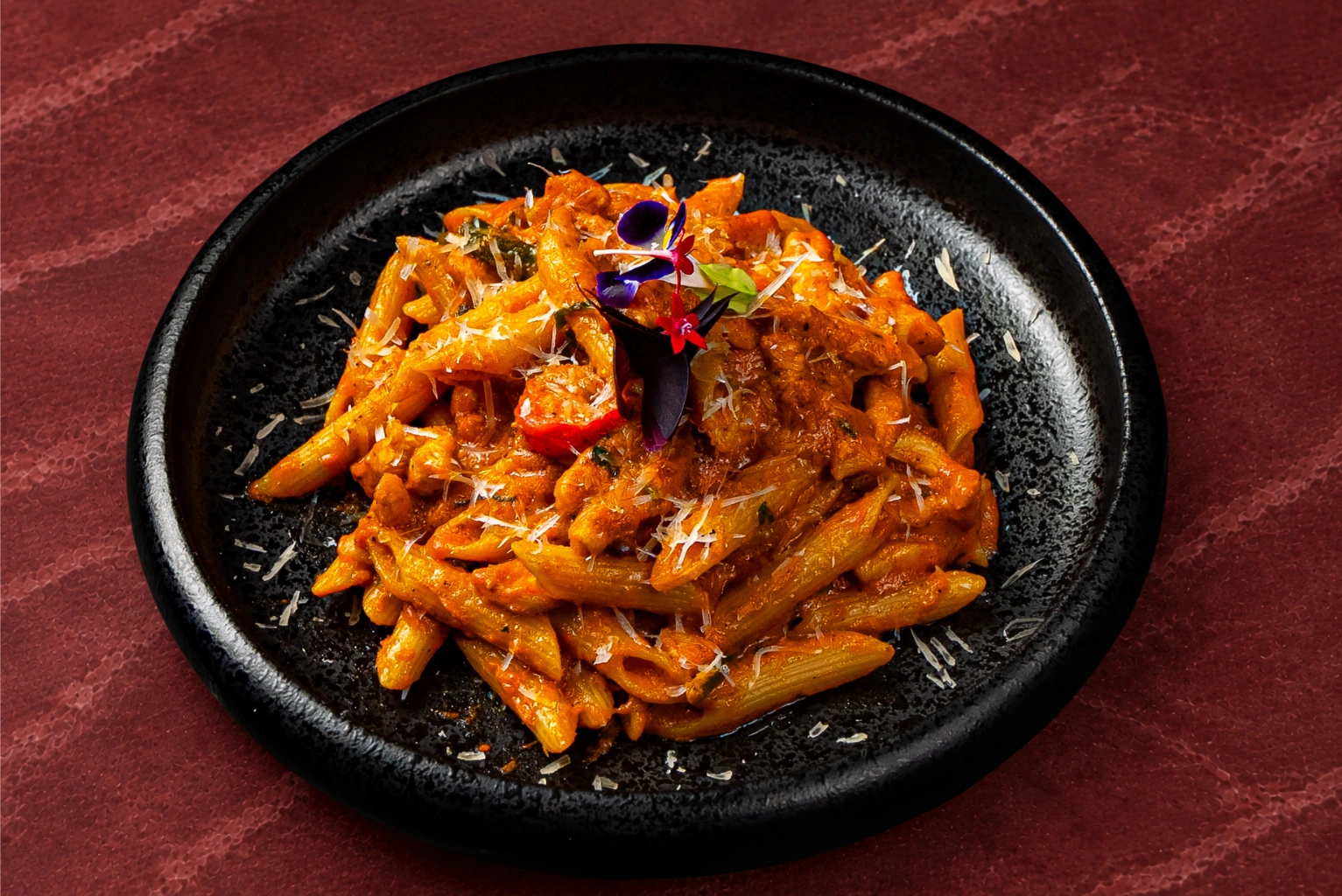 Пенне в томатном соусе — Vesna Lounge, Dubai
