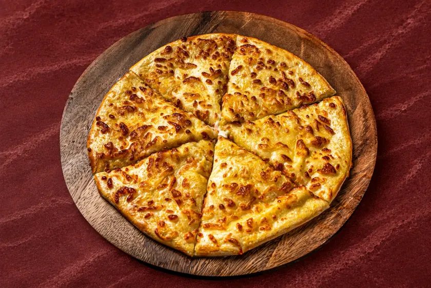 Khachapuri Megruli at Vesna, Dubai