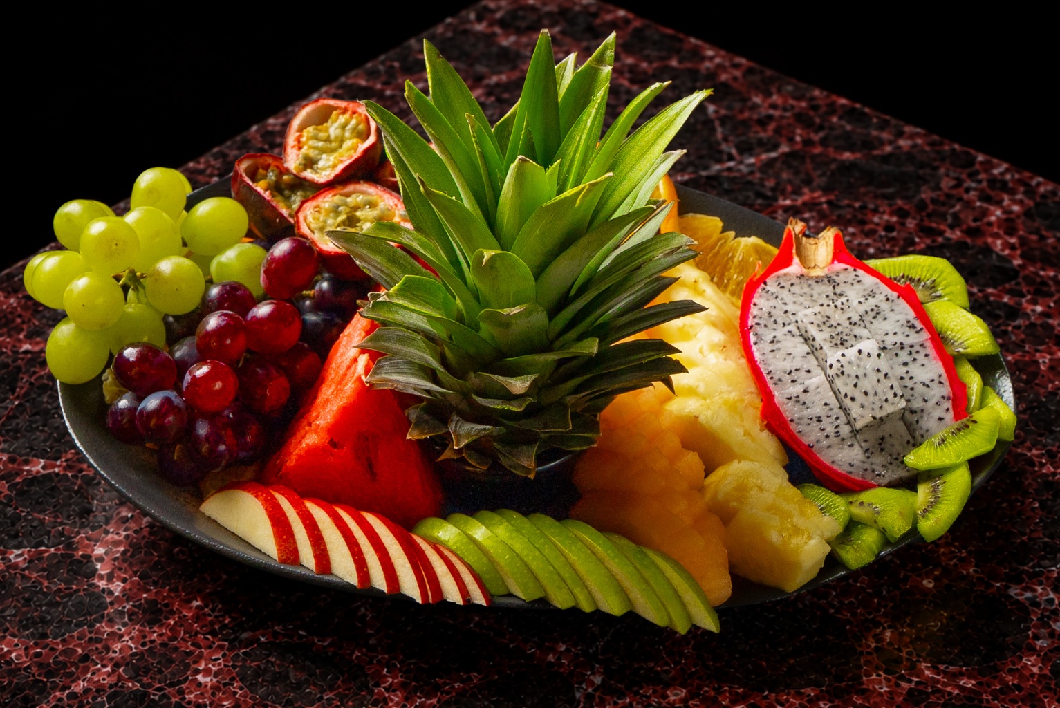 Фруктовое плато — Vesna Lounge, Dubai