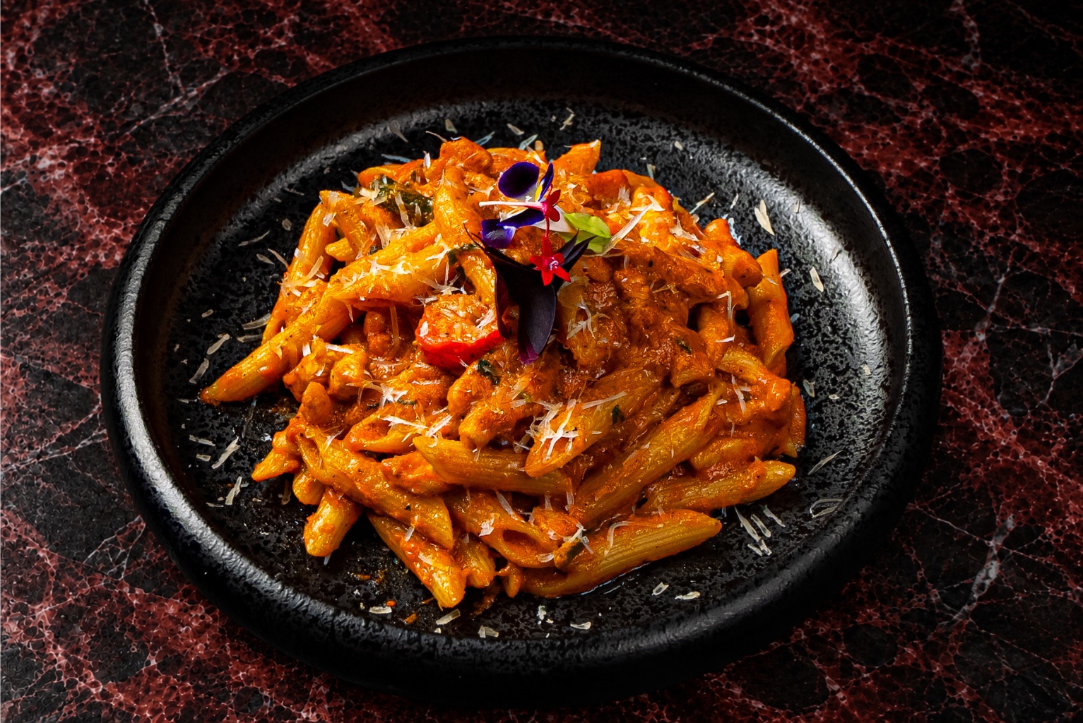 Пенне в томатном соусе — Vesna Lounge, Dubai